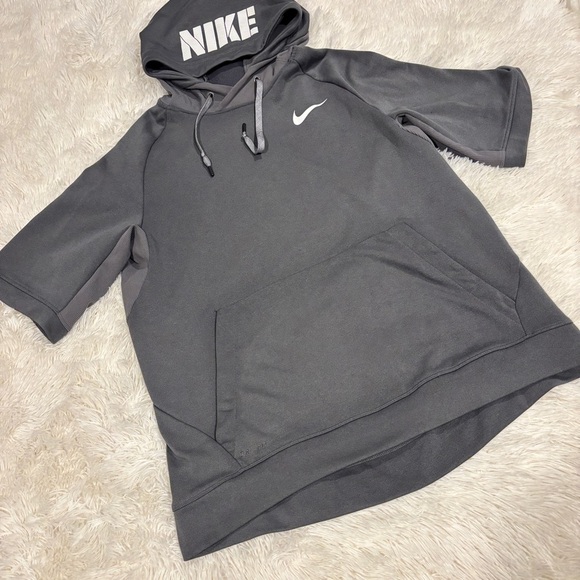 Nike Mens Grey Pivot Short Sleeves Hoodie 728352-091 Workout Gym Rare Large - Picture 1 of 9